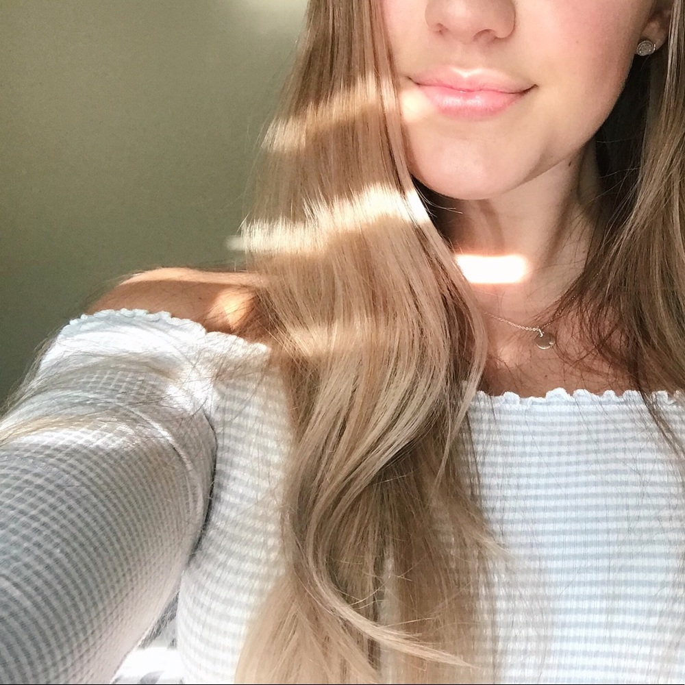 Two off-the-shoulder long sleeve tops from Pacsun - Picture 2 of 4